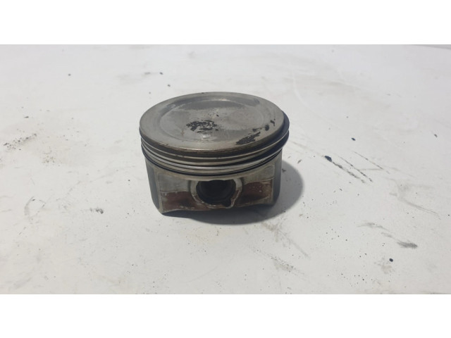 Поршень 83L53 Volvo S60 для бензинового двигателя 2.5