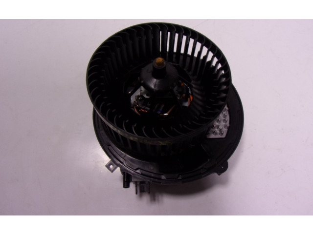 Вентилятор печки    5WB819021A, 3Q1819021E   Cupra Leon