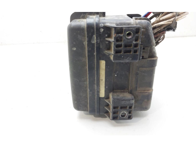 Pojistková skříňka 8267120311 Toyota Carina T190