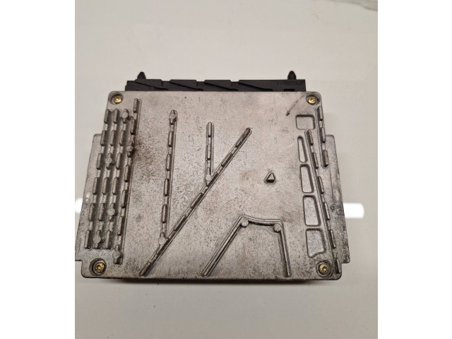 Блок управления двигателя 08677708A, 0281010319 Volvo V70