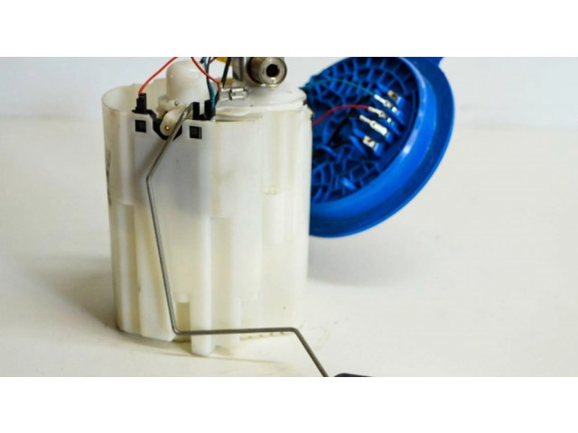 Насос топлива (в топливном баке)