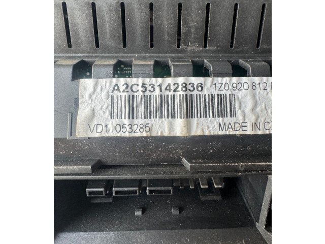 Панель приборов 1Z0920812D, SW080500   Skoda Octavia Mk2 (1Z)       