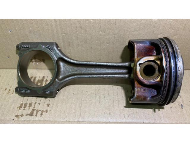  Поршень с шатуном  06LL  Audi A3 S3 8V для бензинового двигателя 2.0