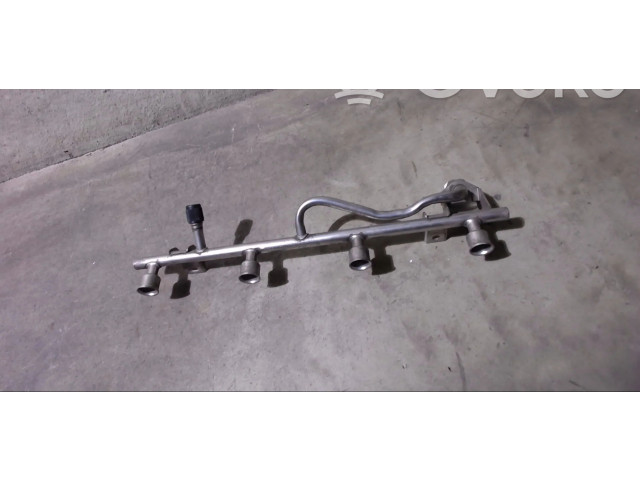 Vstřikovací lišta Opel Zafira A