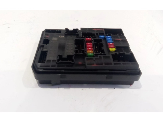 Pojistková skříňka Řídící jednotka BSM 243115RB0A, 284b75ra2b Nissan Micra C+C 2021