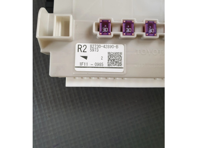Pojistková skříňka Řídící jednotka BSM 8273042890 Toyota RAV 4 (XA50) 2020