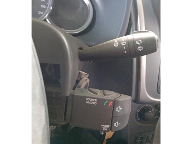 Переключатель дворников Dacia Sandero