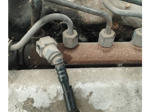 Топливная рампа 0281002507   KIA Ceed  