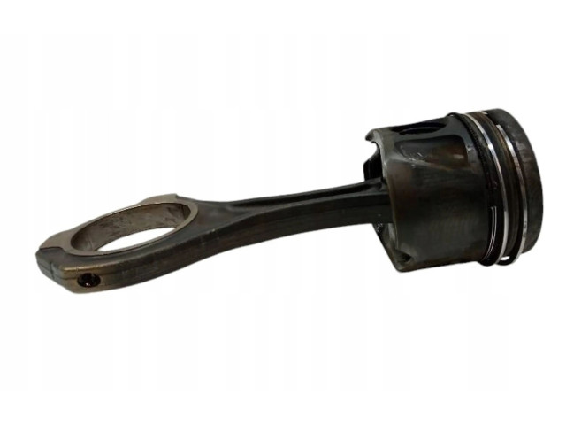  Поршень с шатуном    Mercedes-Benz E W211  