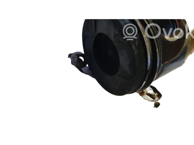 Píst BMW 5 E60 E61 pro naftový motor 3.0