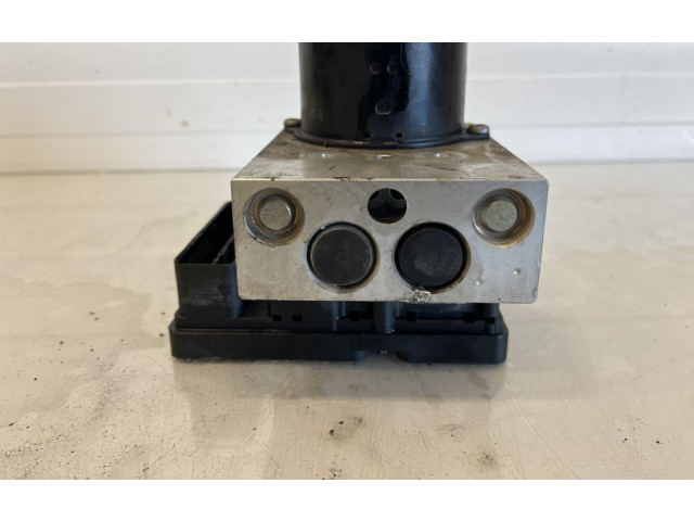 Блок АБС 8671455 Volvo XC90 2003 - 2006 года