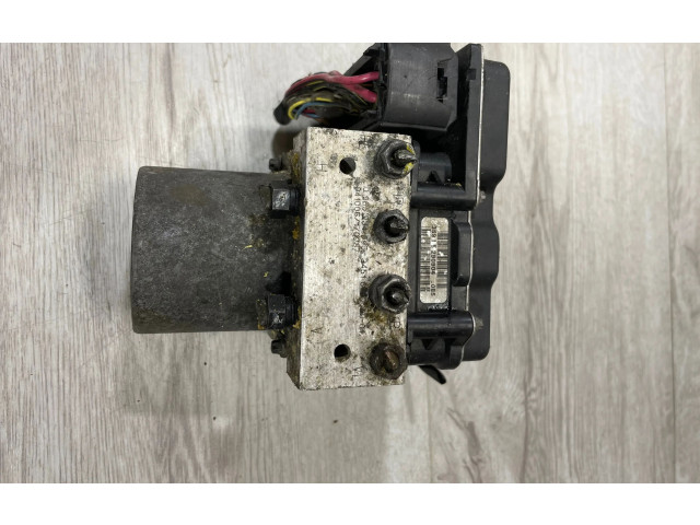 Jednotka ABS 6768686   BMW X5 E53 2005