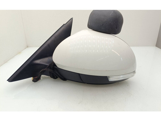 Зеркало электрическое Skoda Yeti (5L) 2009 - 2017 года