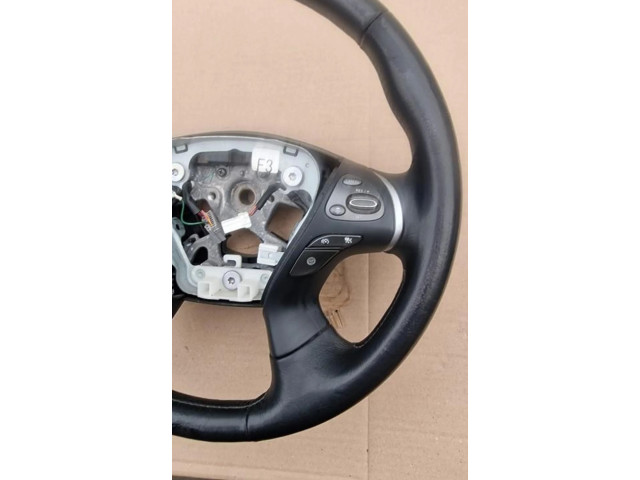 Volant Infiniti M30 2014   