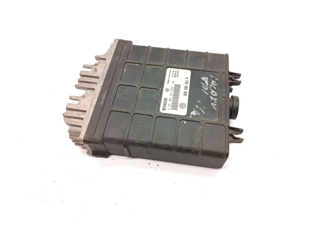 Блок управления двигателя 028906021P, 0281001251   Ford Galaxy