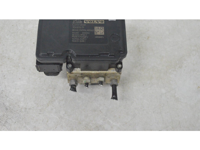 Блок управления АБС 30681619   Volvo V70