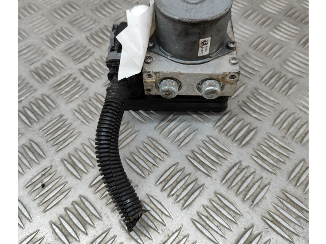 Блок АБС 51973614, 18552009   Fiat  500L  2013 -  года