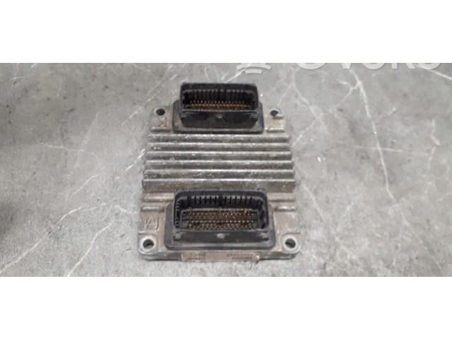 Блок управления двигателем Блок управления 8973258946   Opel Meriva A