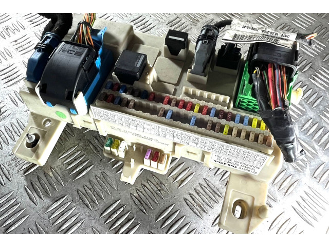 Блок предохранителей 31268178, 31268178 Volvo C30