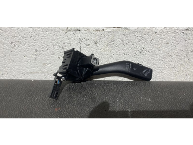 Ручка стеклоочистителей 1K0953519J9B9 Volkswagen Golf Plus