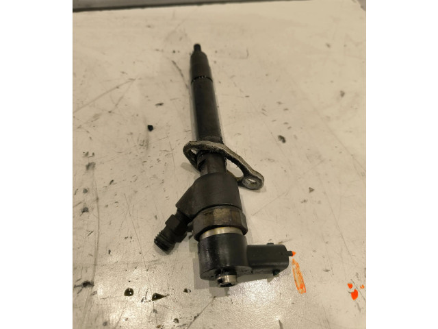 Форсунка 30750283 Volvo V70