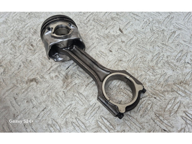  Поршень с шатуном  D4FC, CK31  KIA Rio  