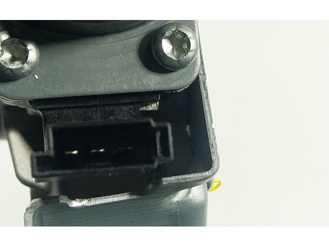 Моторчик заднего дворника     Maserati Levante