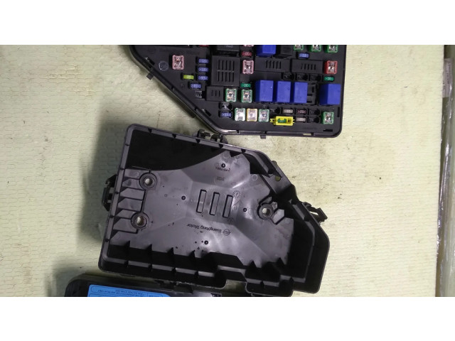 Блок предохранителей 8297034320 SsangYong Korando