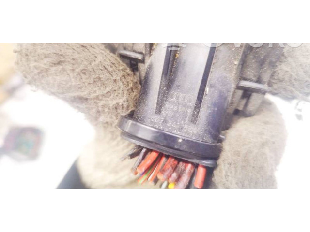 Блок предохранителей 8z1941824 Audi A2