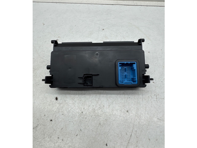 Другие блоки управления / модули 9687606680, T911615 Citroen DS4