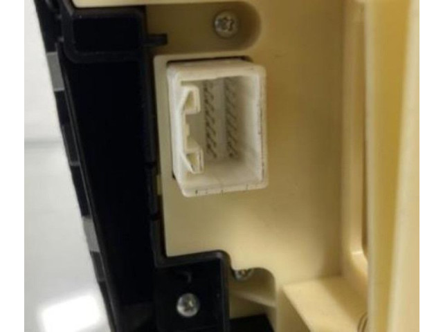 Блок управления климат-контролем Lexus IS 220D-250-350