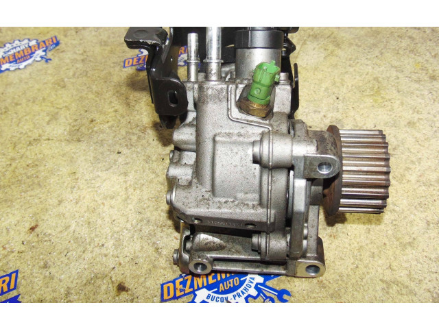 Топливный насос