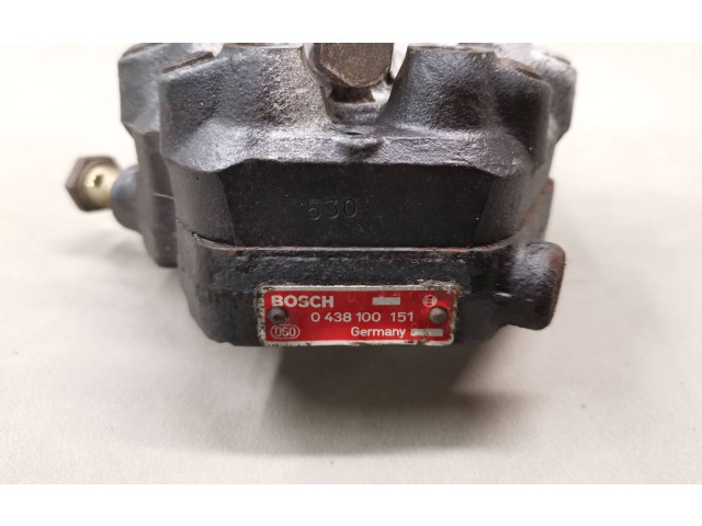 Топливная рампа 0438100151   Audi 80 90 B2  