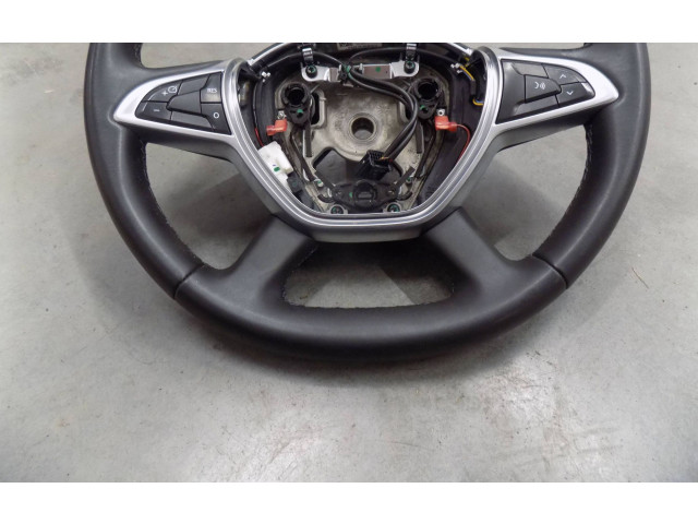 Руль Dacia Duster - года 484007585R, 313493999