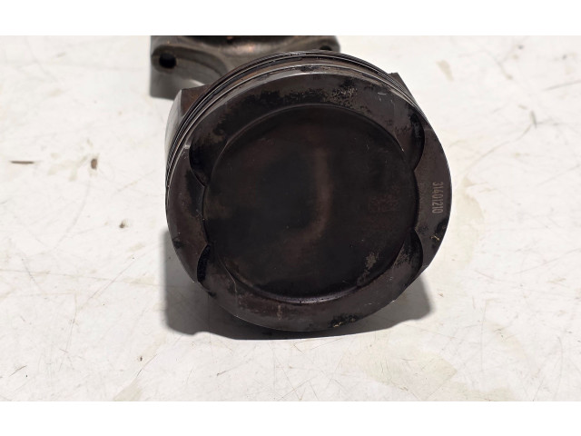  Поршень с шатуном  31401210  Volvo XC60  