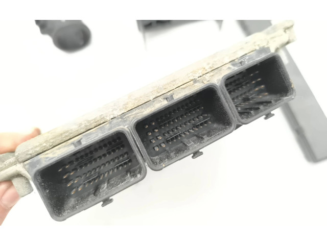 Комплект блоков управления 0281010992, 8200097237 Renault Avantime