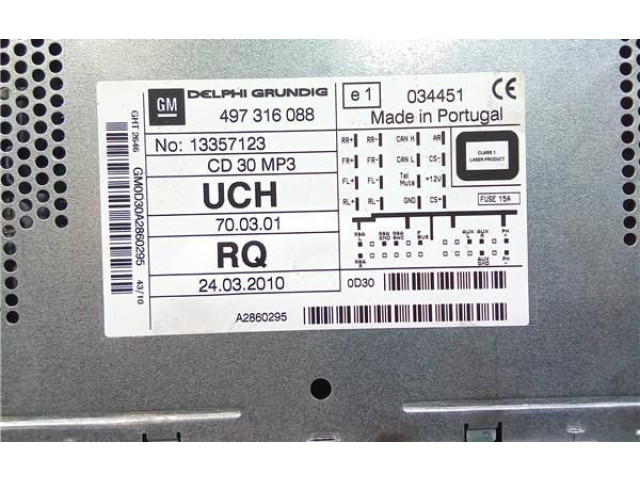 Pojistková skříňka Радио/ проигрыватель / навигация 13357123, 13357123 Opel Zafira B 2011