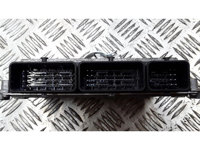 Řídící jednotka Renault Sandero II 2015