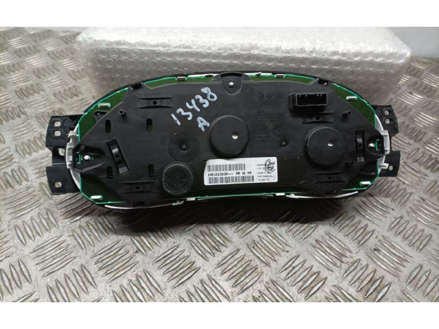 Панель приборов 248102383R, NS41688546J Dacia Sandero