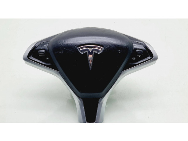 Подушка безопасности водителя 103677901C Tesla Model S