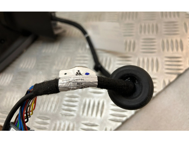 Зеркало электрическое        Volvo XC90  2014 -  года   