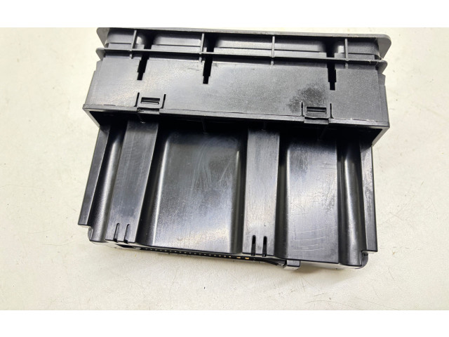 Блок управления климат-контролем 5048384   Saab 9-5