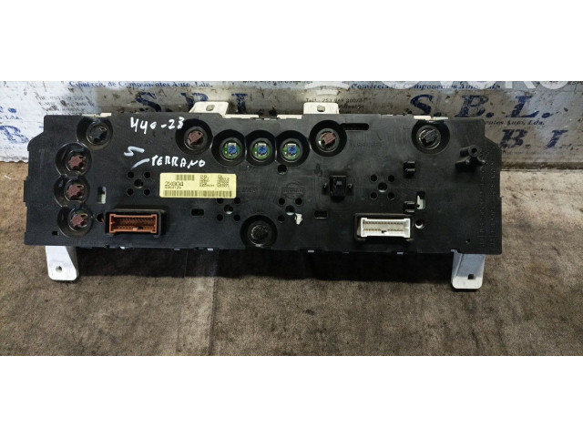 Přístrojová deska Nissan Terrano 2004 2X804