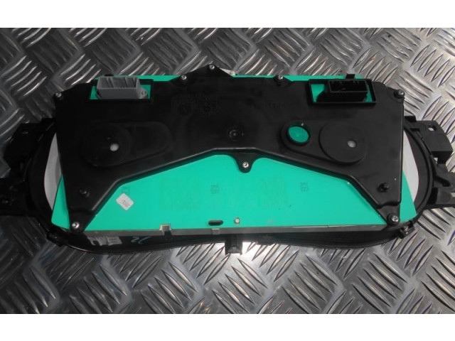 Панель приборов Dacia Duster