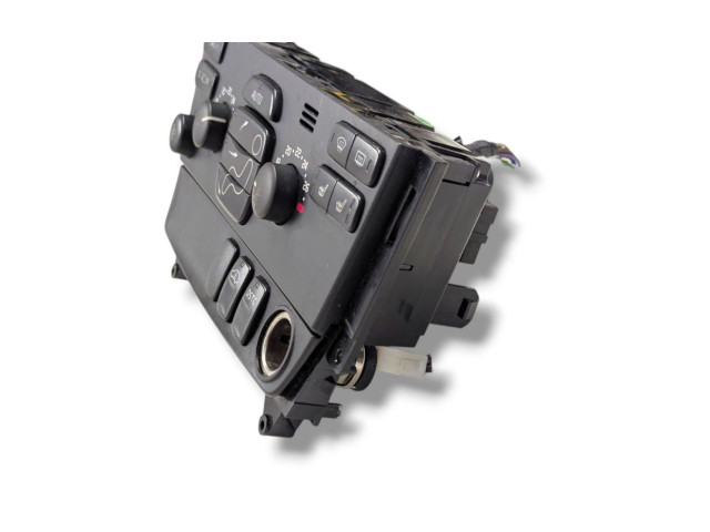 Блок управления кондиционером 30746022 Volvo V70