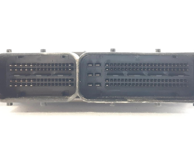 Řídící jednotka 03G906021AQ Volkswagen Caddy