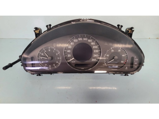 Панель приборов A2115402311   Mercedes-Benz E W211       