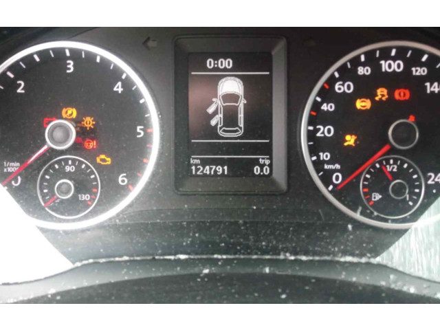 Přístrojová deska Volkswagen Tiguan 2011 A2C53293351