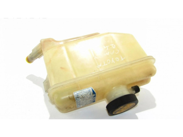 Расширительный бачок охлаждающей жидкости