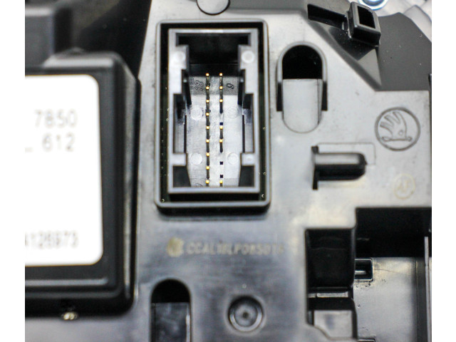 Панель приборов 654920790G   Skoda Kamiq       